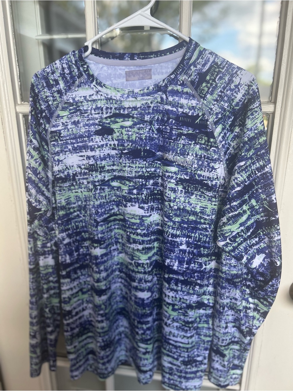 Columbia Men’s Blue, Green, White Patterned Swim Rash Guard